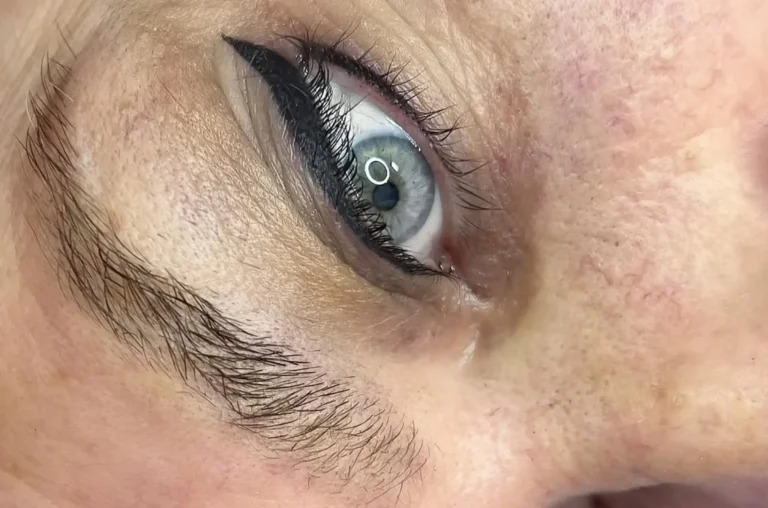 Eyeliner Tattoo
