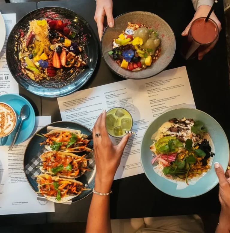 Which Cafés Are Open on Christmas Day in Melbourne